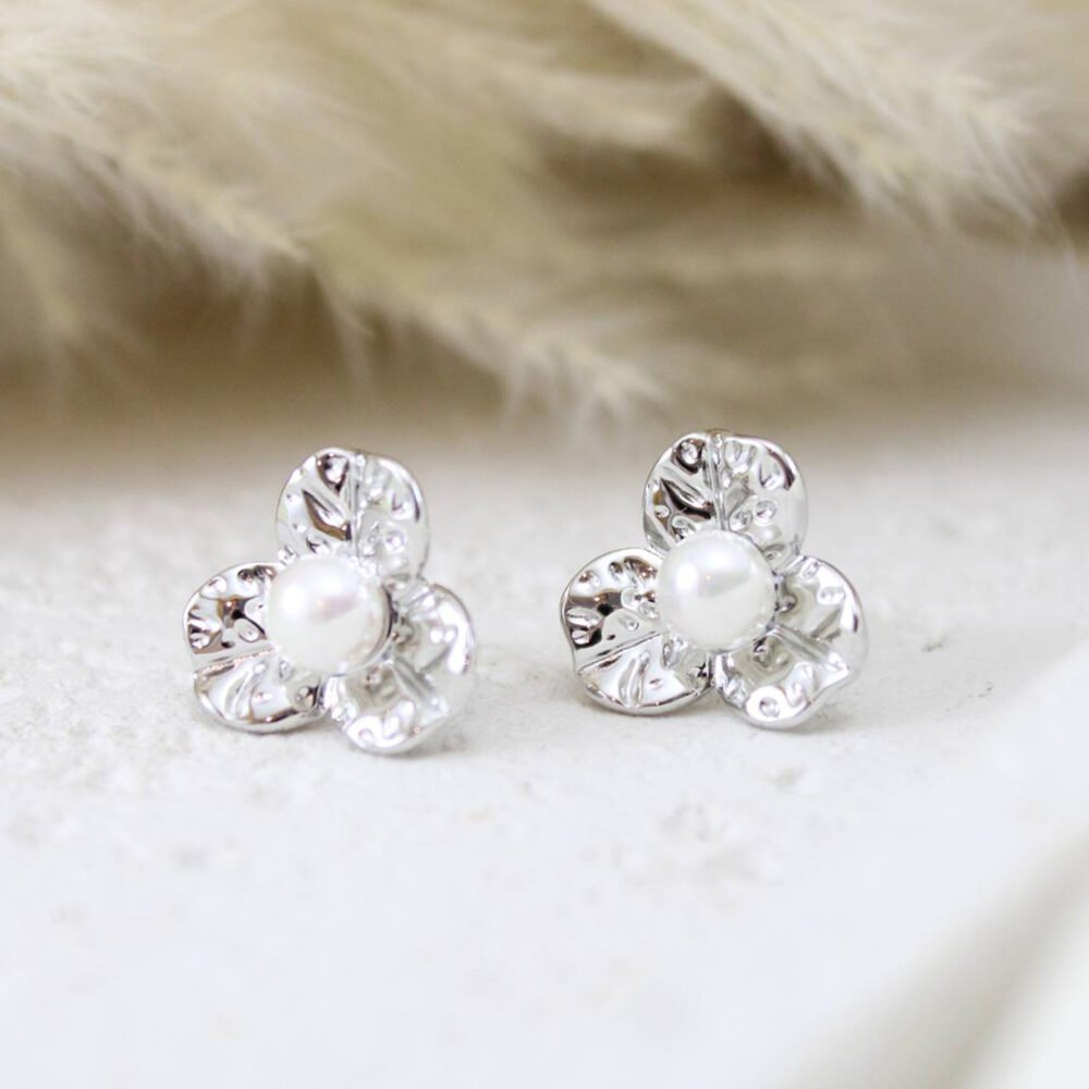 עגילי פרח כסף פנינה